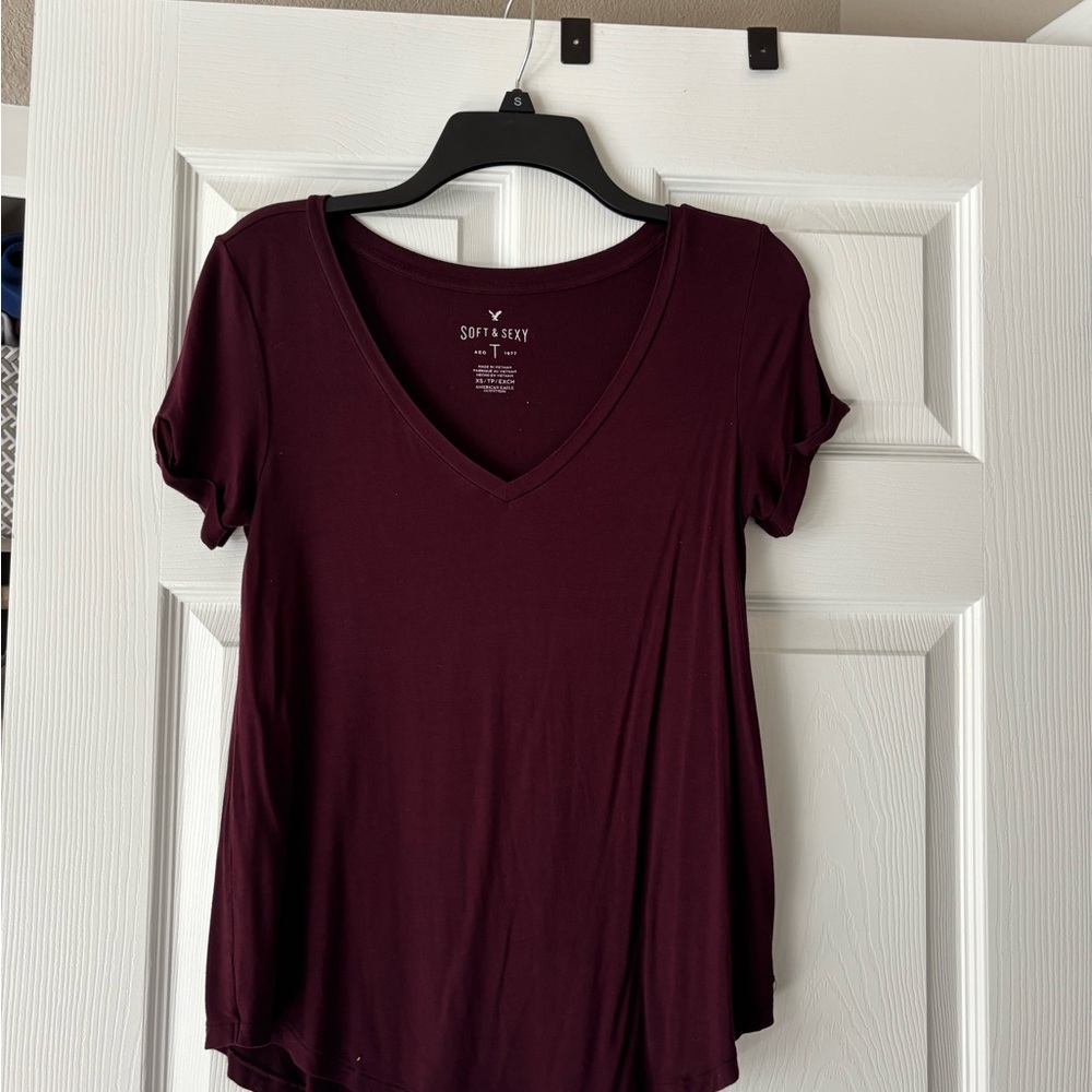 American Eagle Outfitters Red Relaxed Short Sleeve T-Shirt